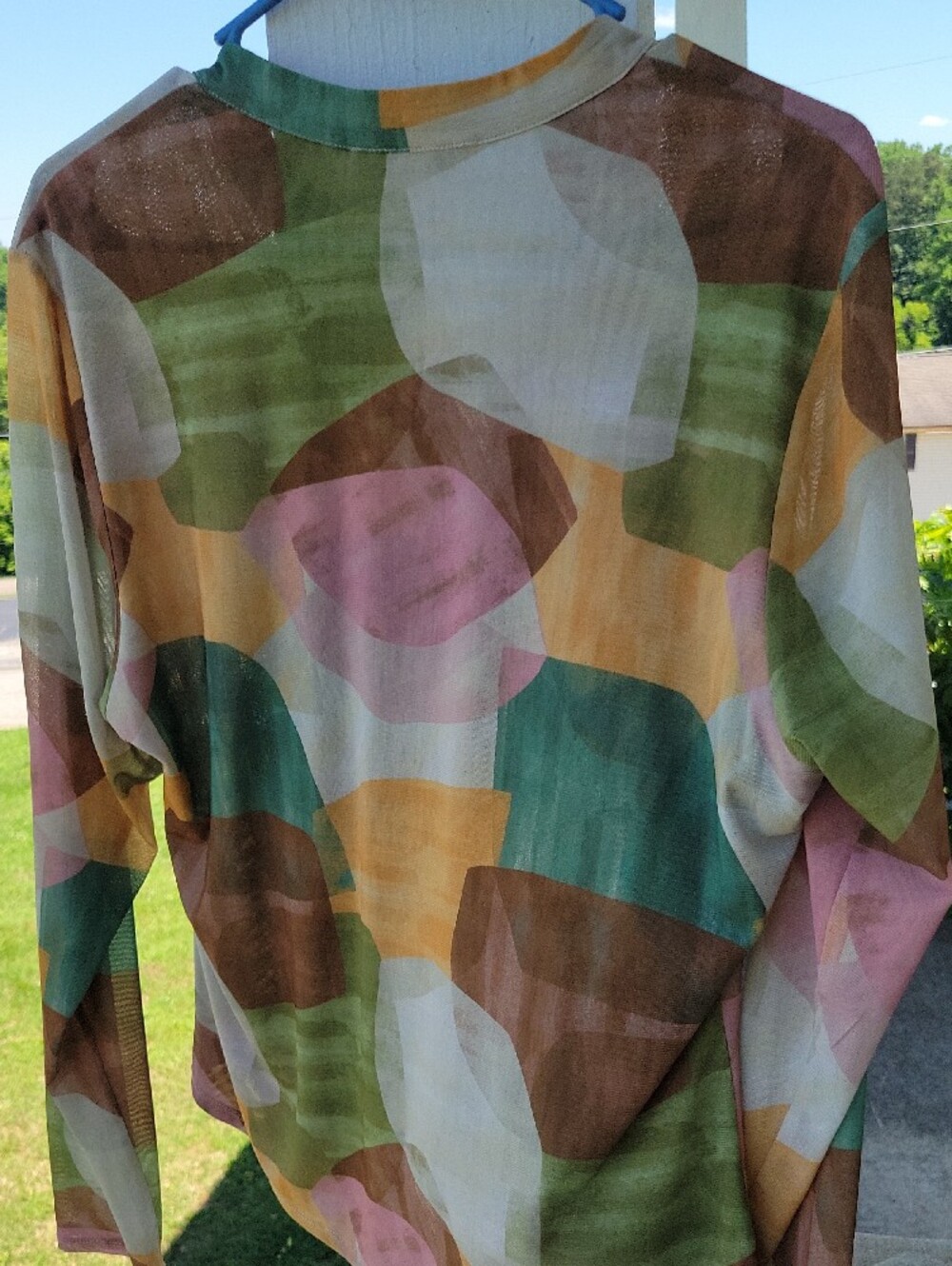 DR2 Multicolor Abstract Ruched Button-Front Blouse - Picture 9 of 9